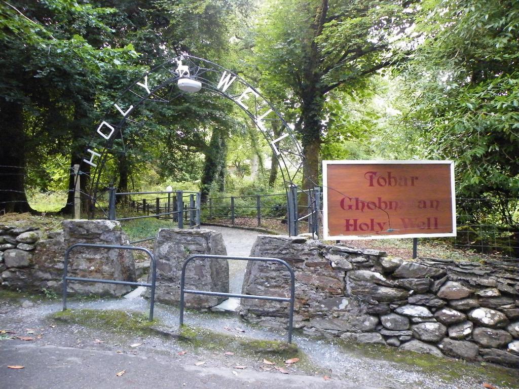 Mills Inn Ballyvourney Exterior photo